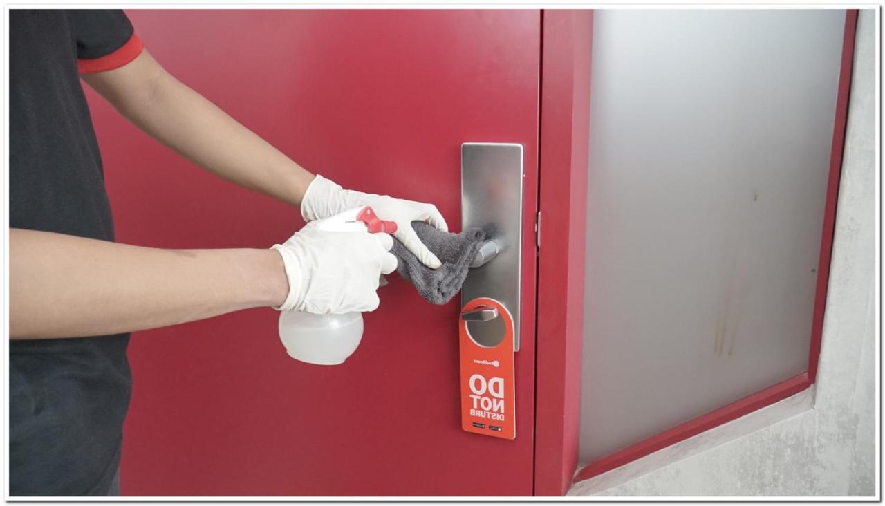 Reddoorz Plus @ Purwosari Solo Dış mekan fotoğraf